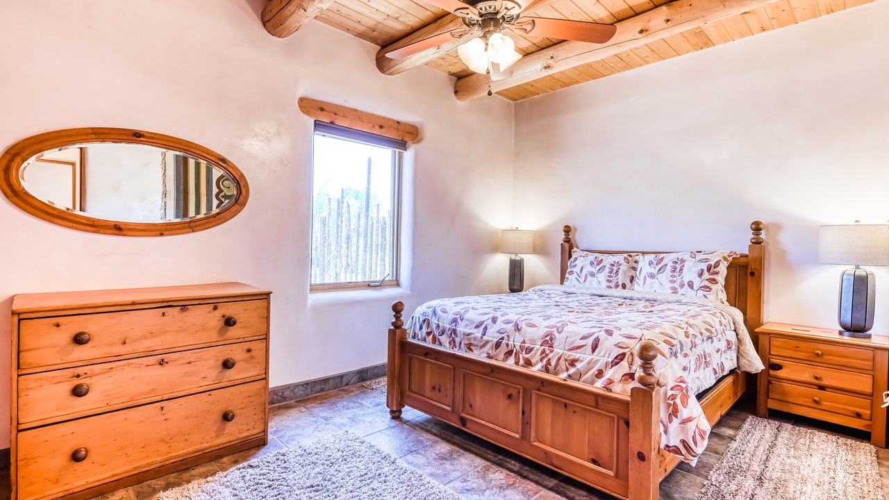 Photo of Bedroom in Arroyo Seco