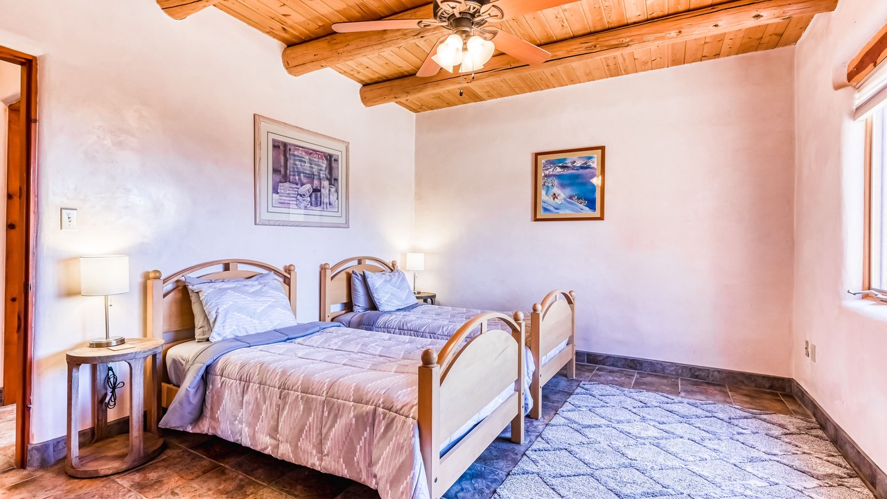 Photo of Bedroom in Arroyo Seco