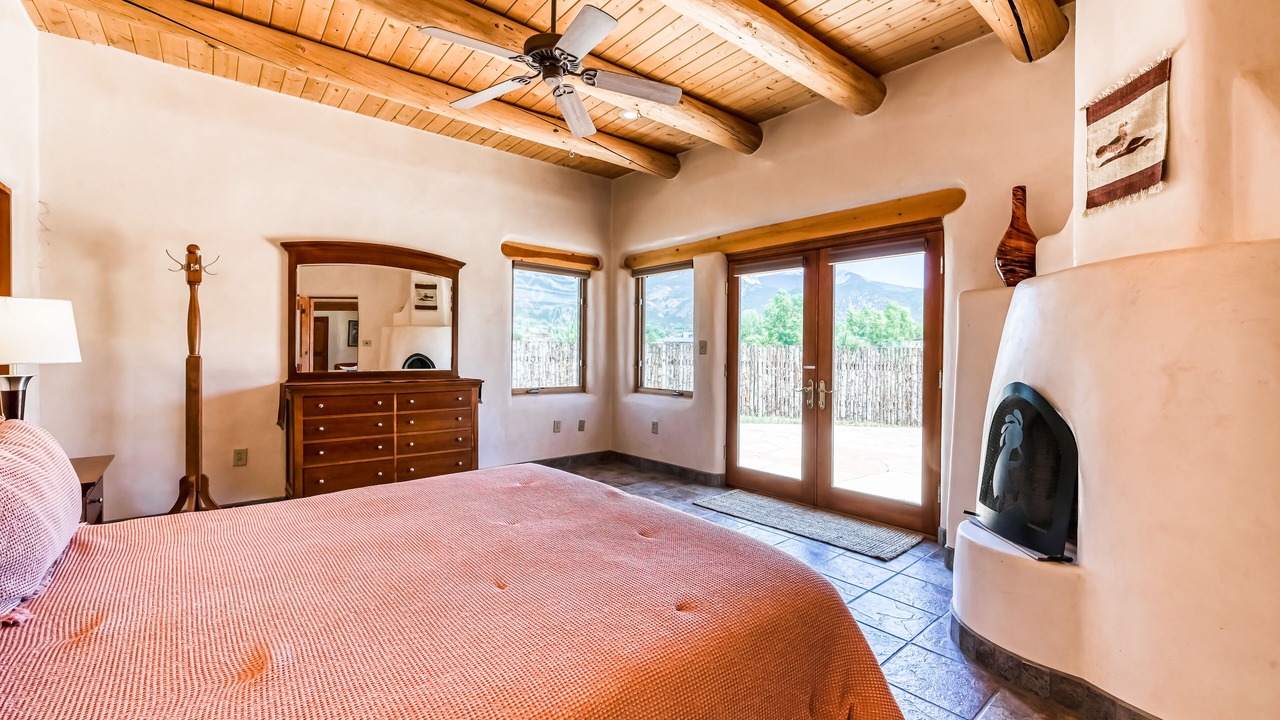 Photo of Bedroom in Arroyo Seco