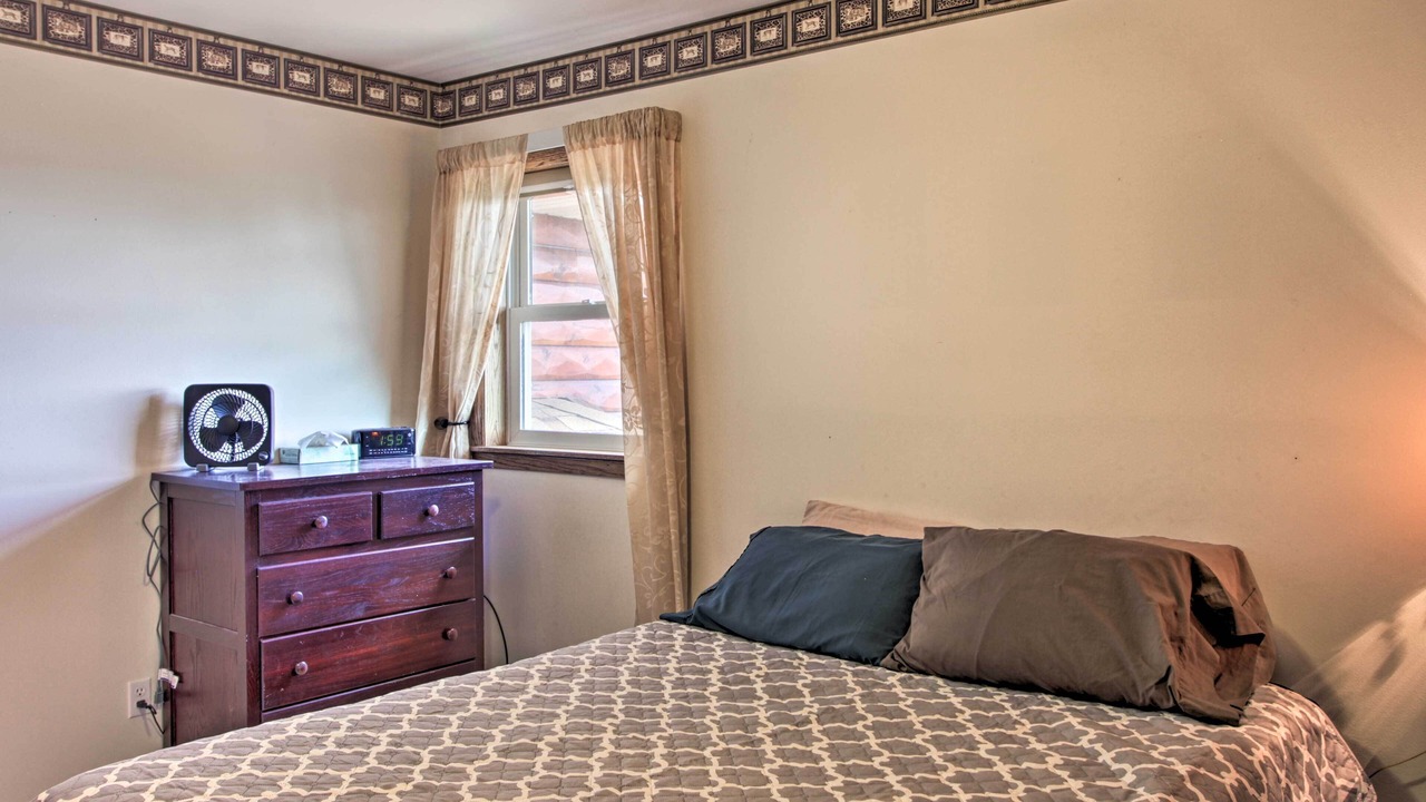Photo of Bedroom in Frazee