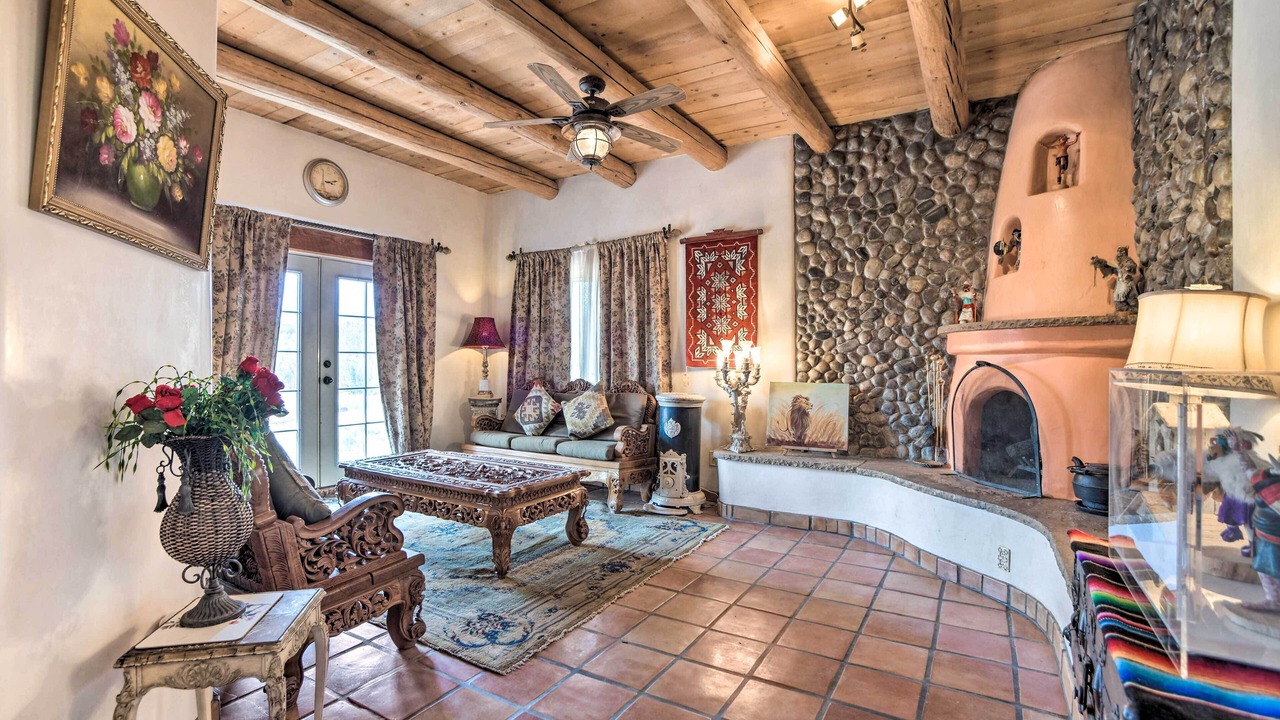 Photo of Livingroom in Santa Fe