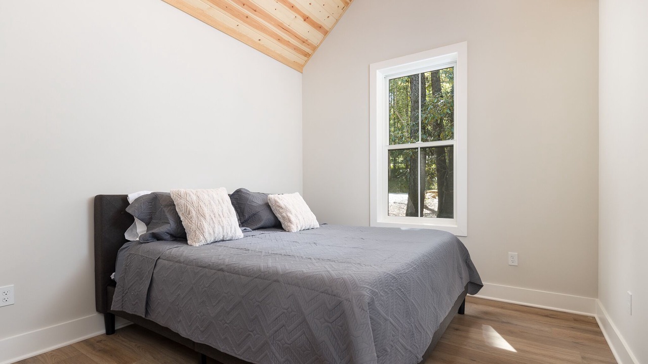 Photo of Bedroom in Bruceton Mills
