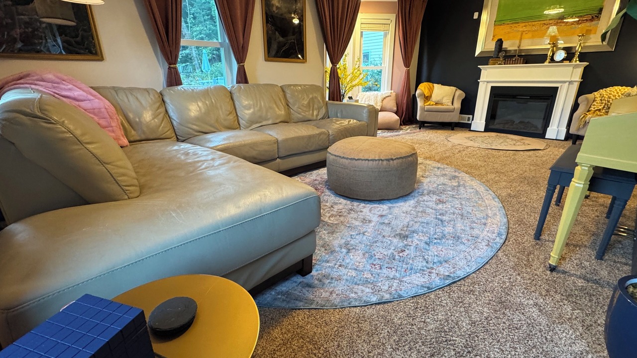 Photo of Livingroom in Taylors Falls