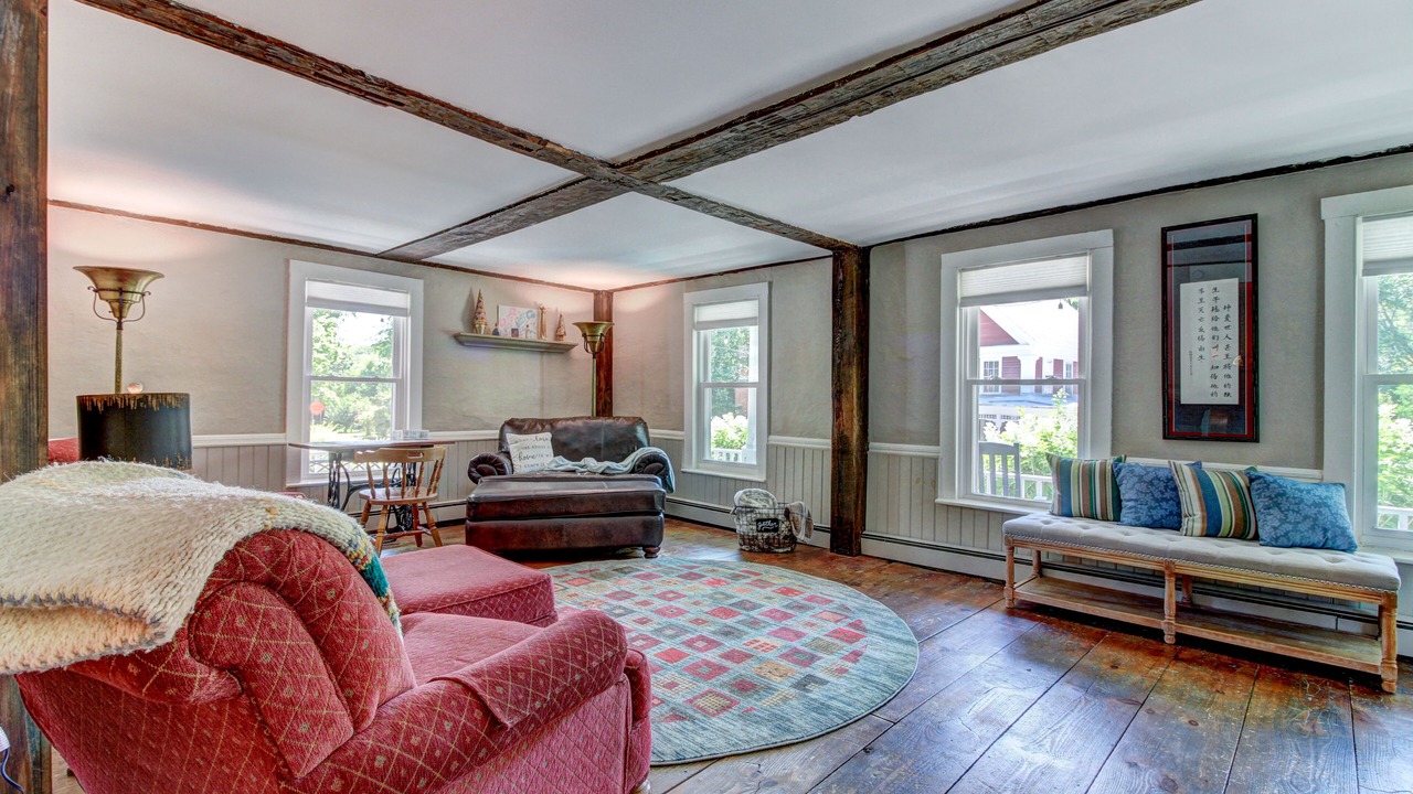 Photo of Bedroom in Williamsville