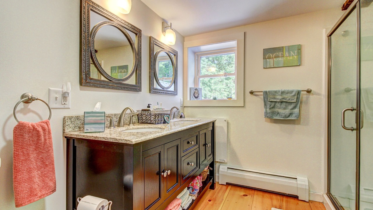 Photo of Bathroom in Williamsville
