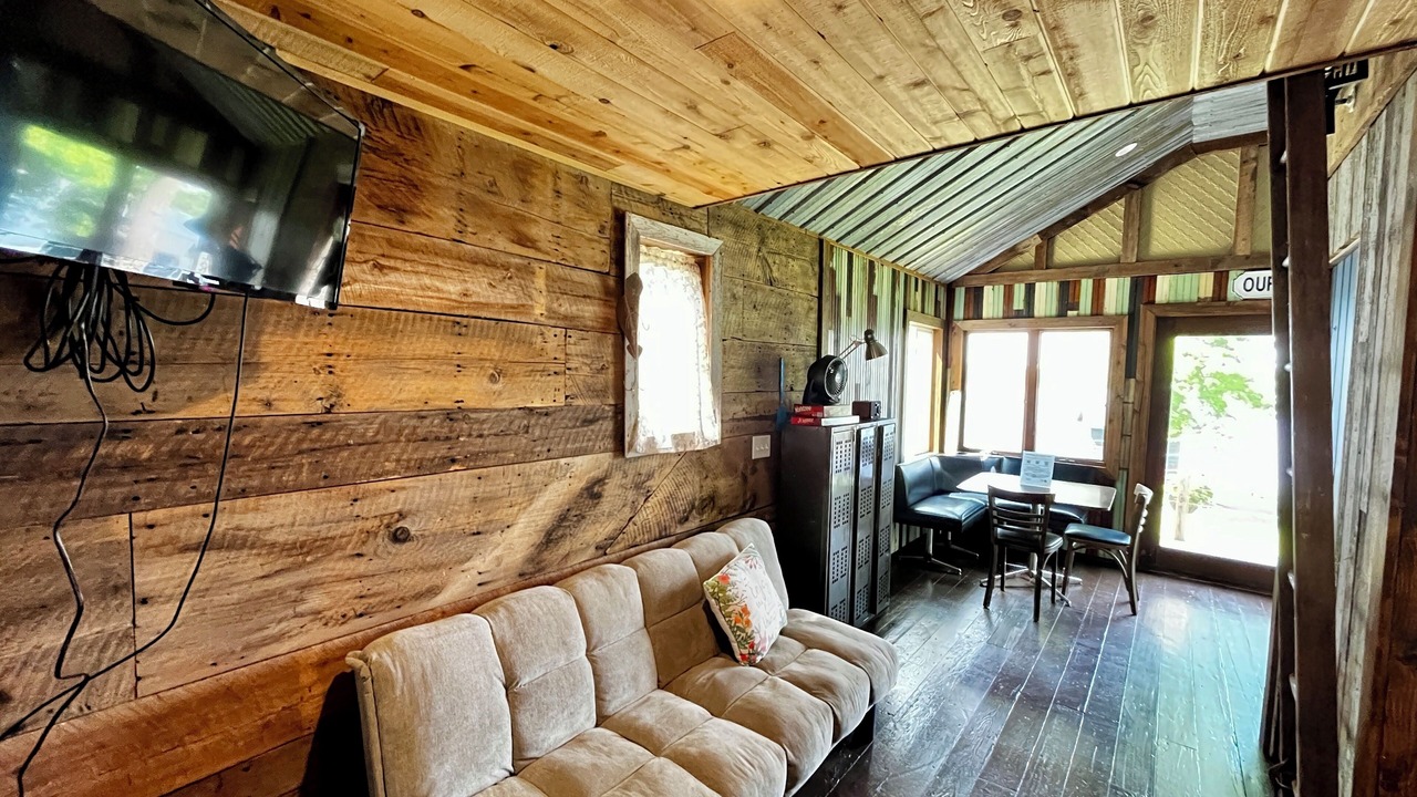 Photo of Livingroom in South Haven