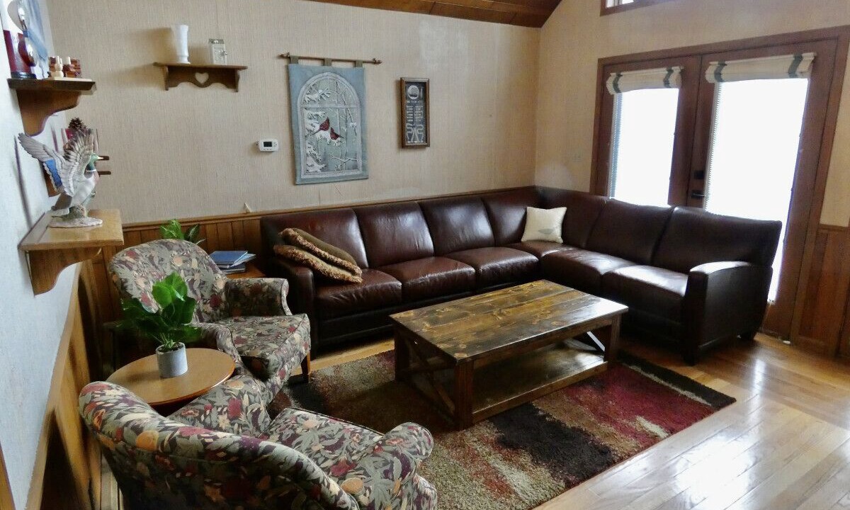 Photo of Livingroom in Kendall