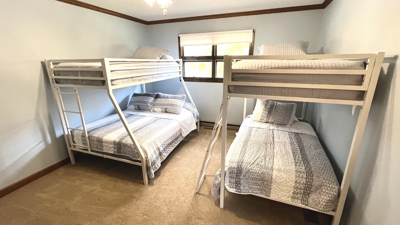 Photo of Bedroom in Walker
