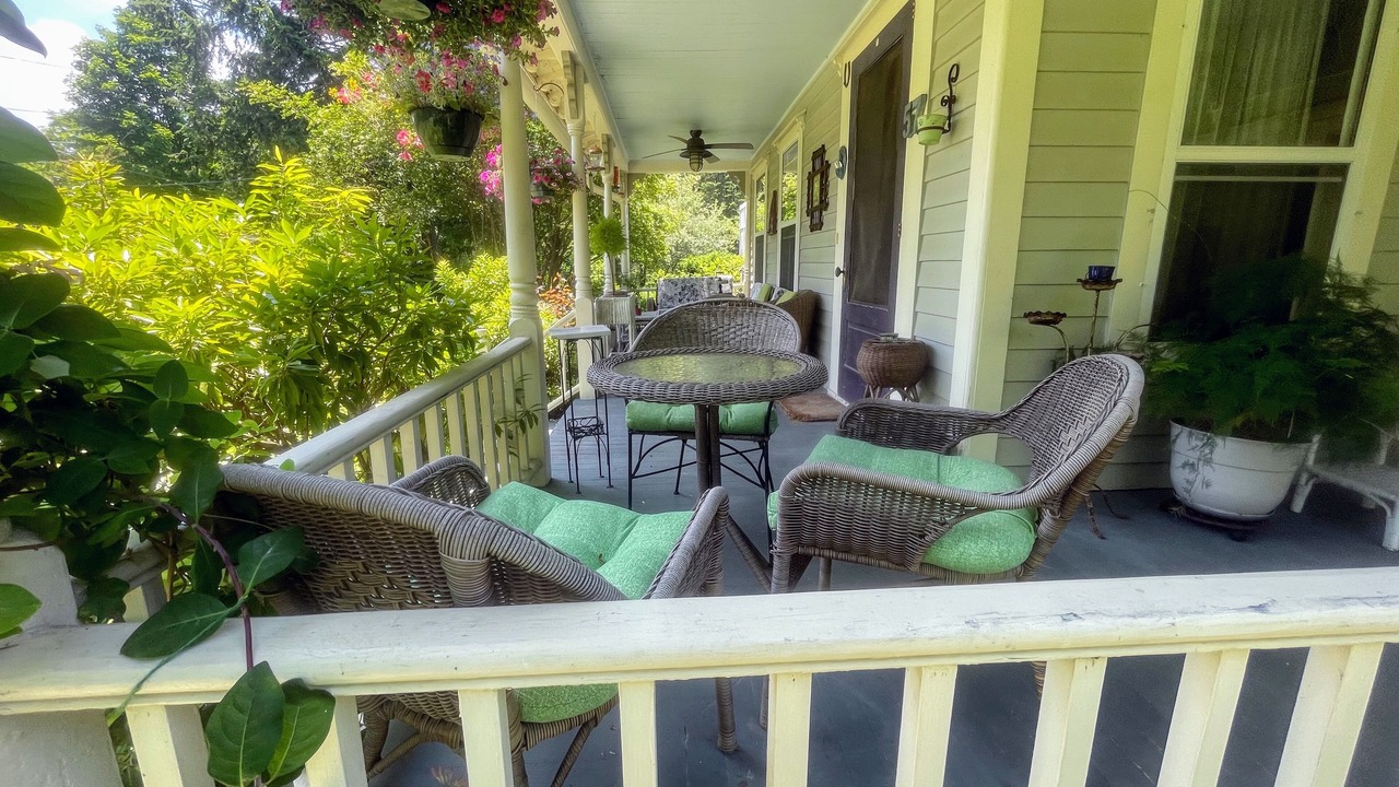 Photo of Outdoor in Housatonic