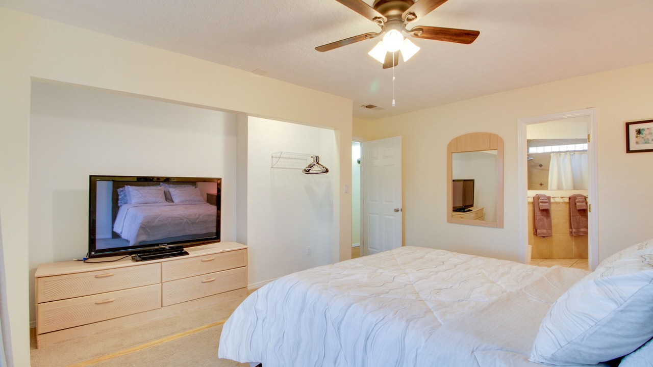 Photo of Bedroom in Westside