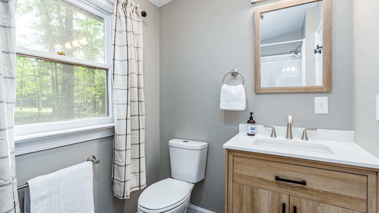 Photo of Bathroom in Berkeley Springs