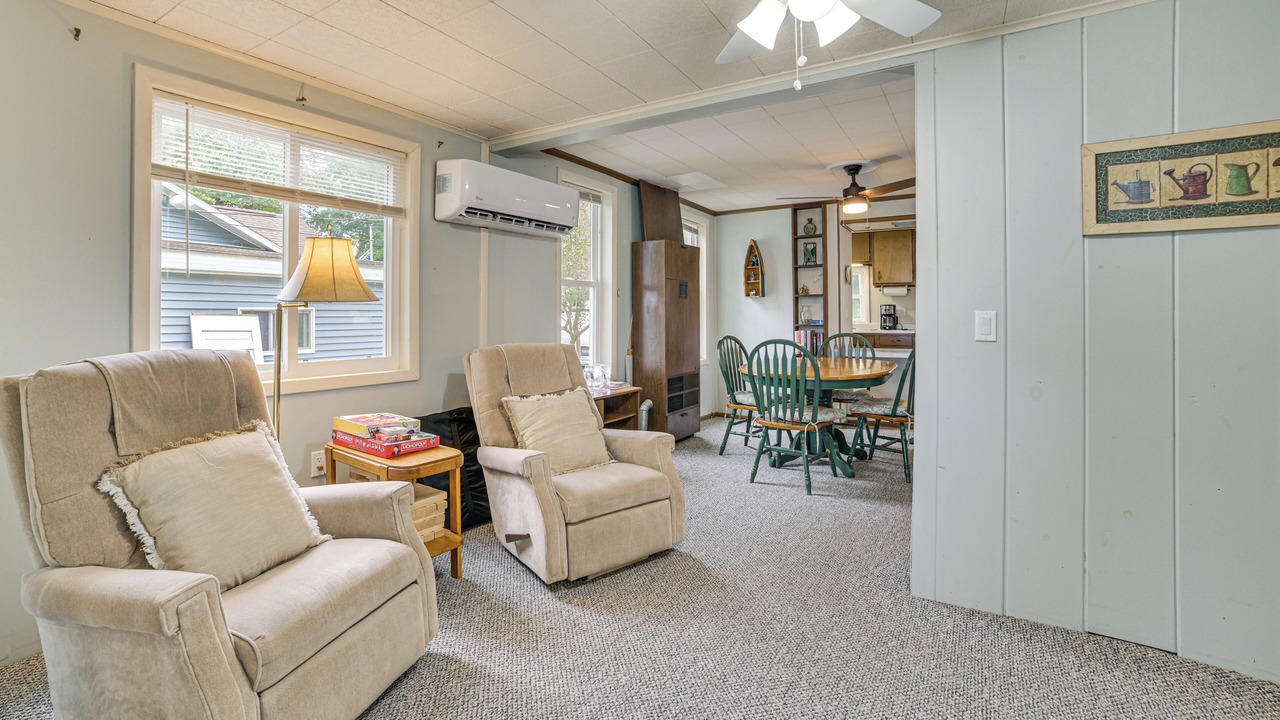 Photo of Livingroom in Tawas City
