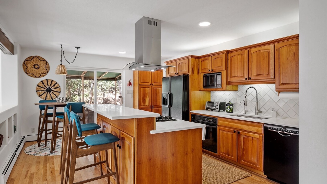 Photo of Kitchen in Northeast Santa Fe