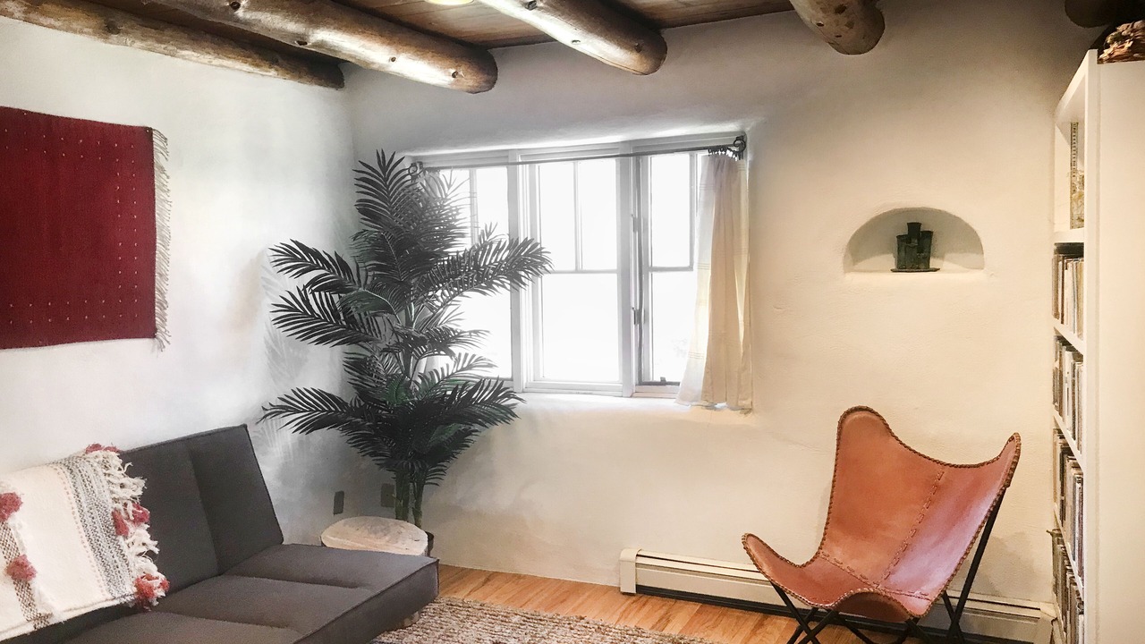 Photo of Livingroom in Taos