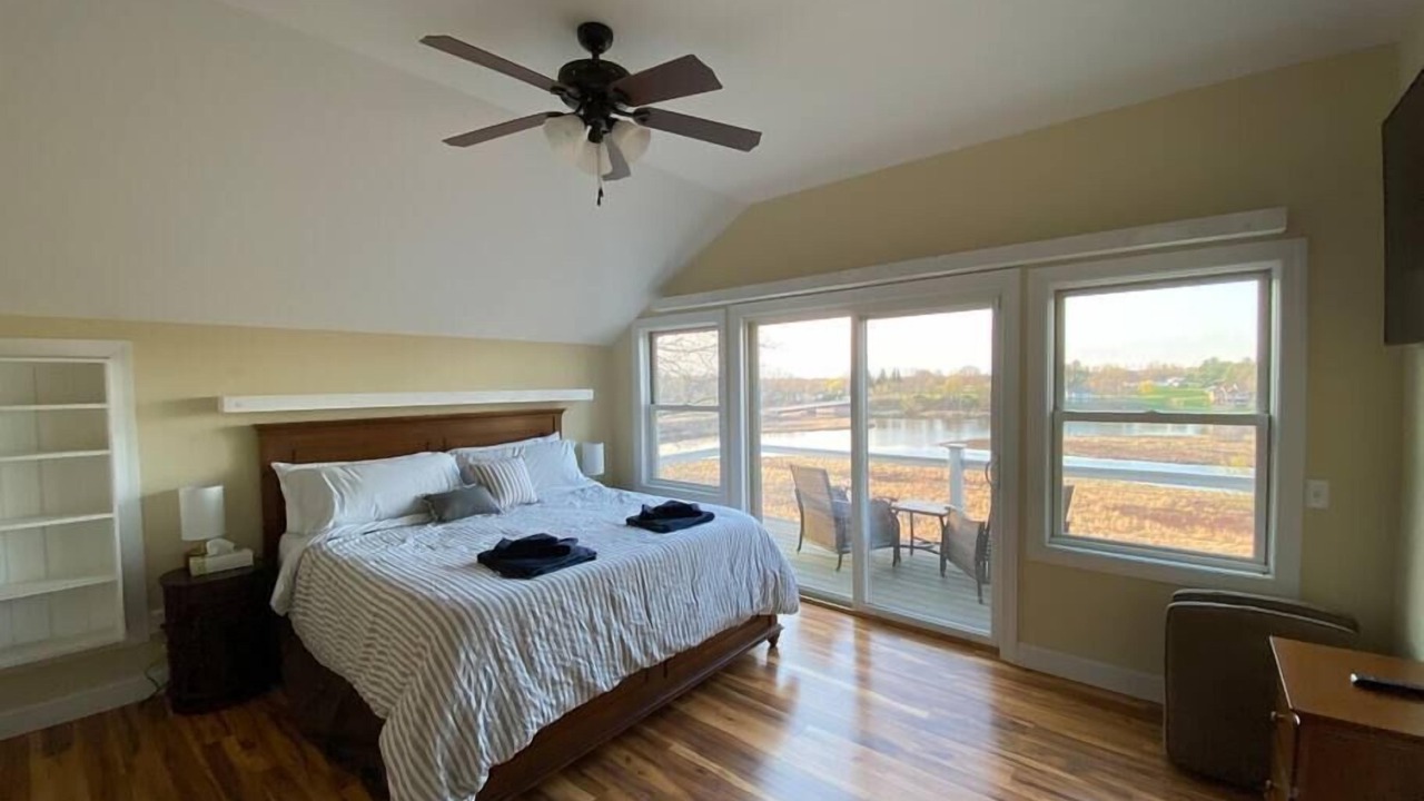 Photo of Patio Balcony in Port Ontario