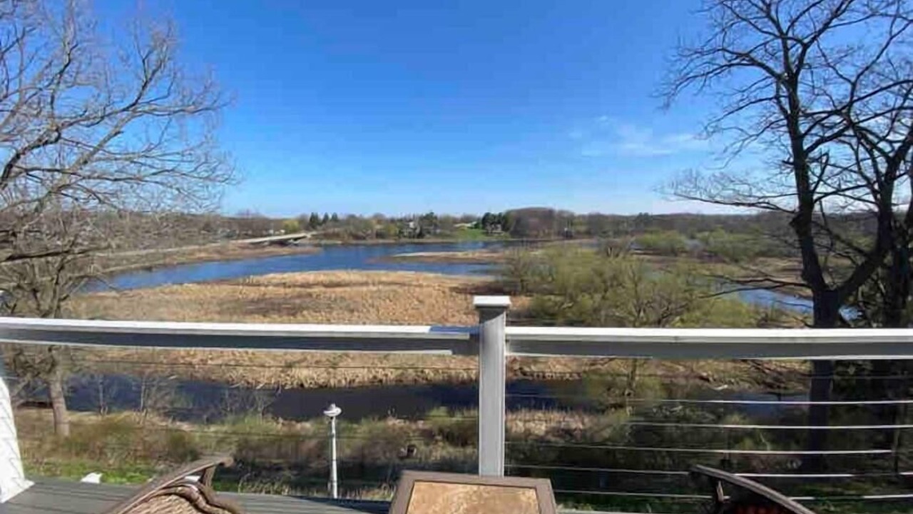 Photo of Patio Balcony in Port Ontario