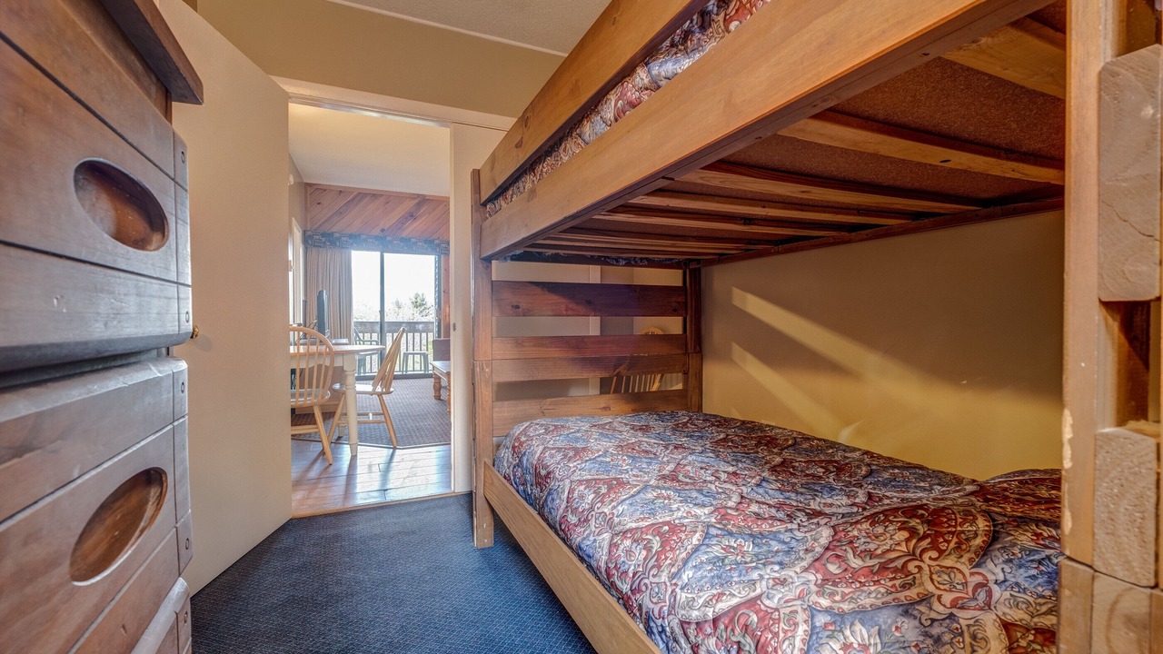 Photo of Bedroom in Weirs Beach
