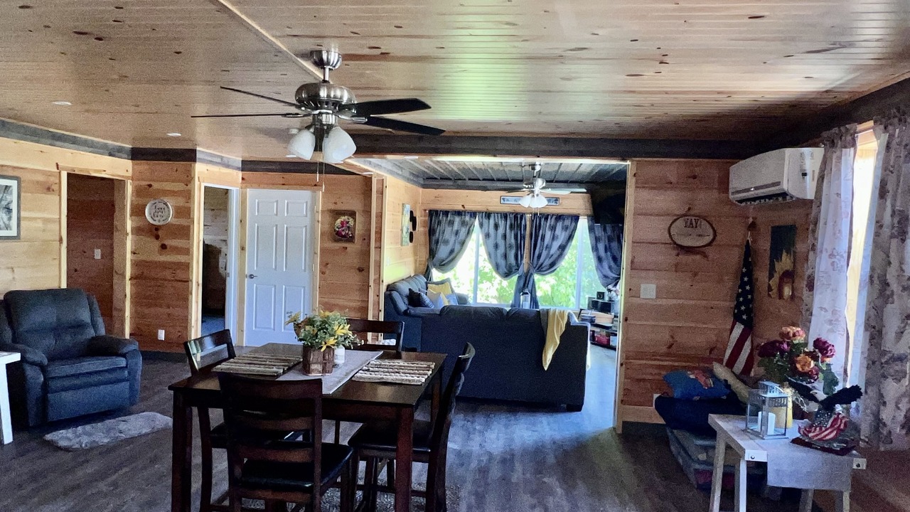 Photo of Livingroom in Gallipolis Ferry