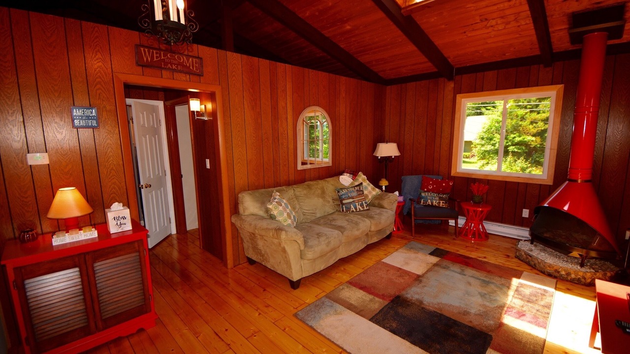 Photo of Livingroom in Meredith