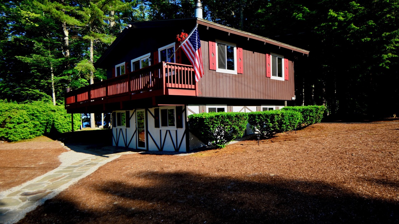 Photo of Outdoor in Meredith
