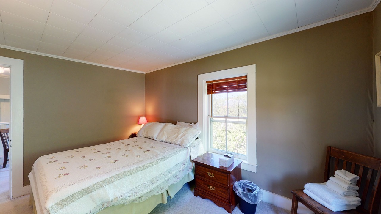 Photo of Bedroom in Montgomery Center