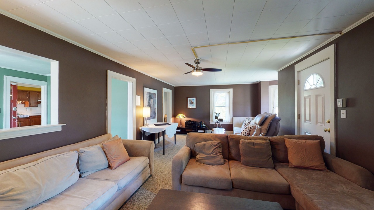 Photo of Livingroom in Montgomery Center