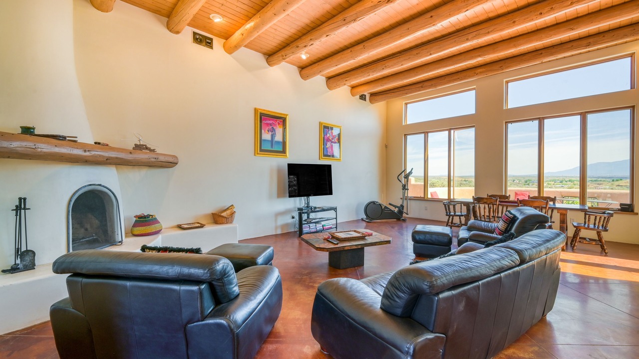 Photo of Others in Ranchos De Taos