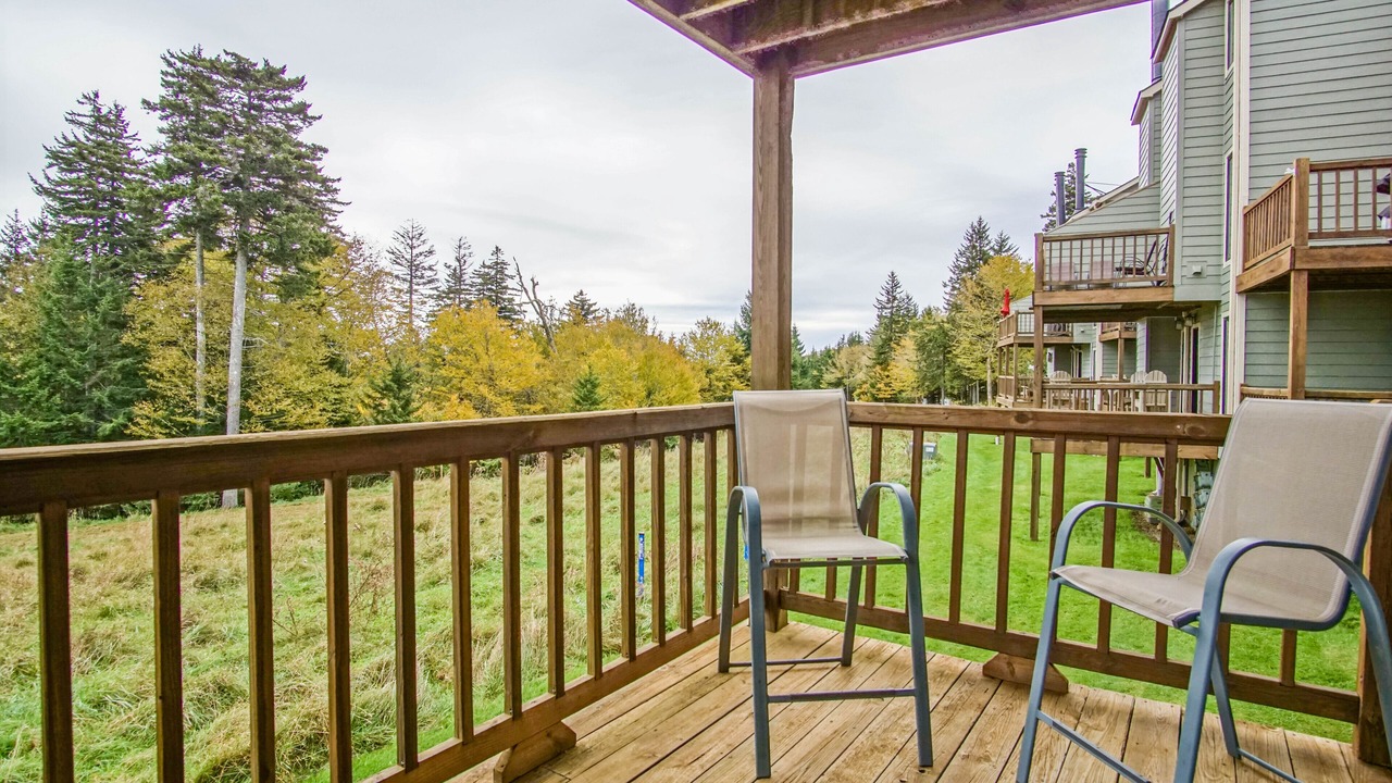 Photo of Outdoor in Snowshoe