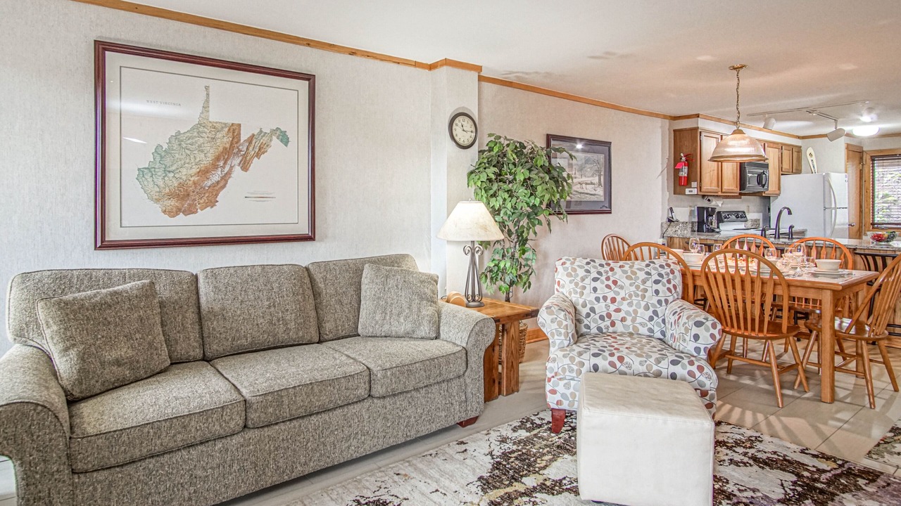 Photo of Livingroom in Snowshoe