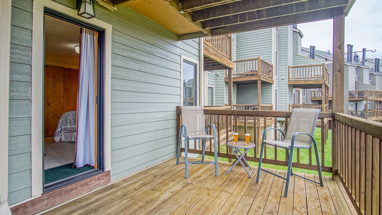 Photo of Outdoor in Snowshoe