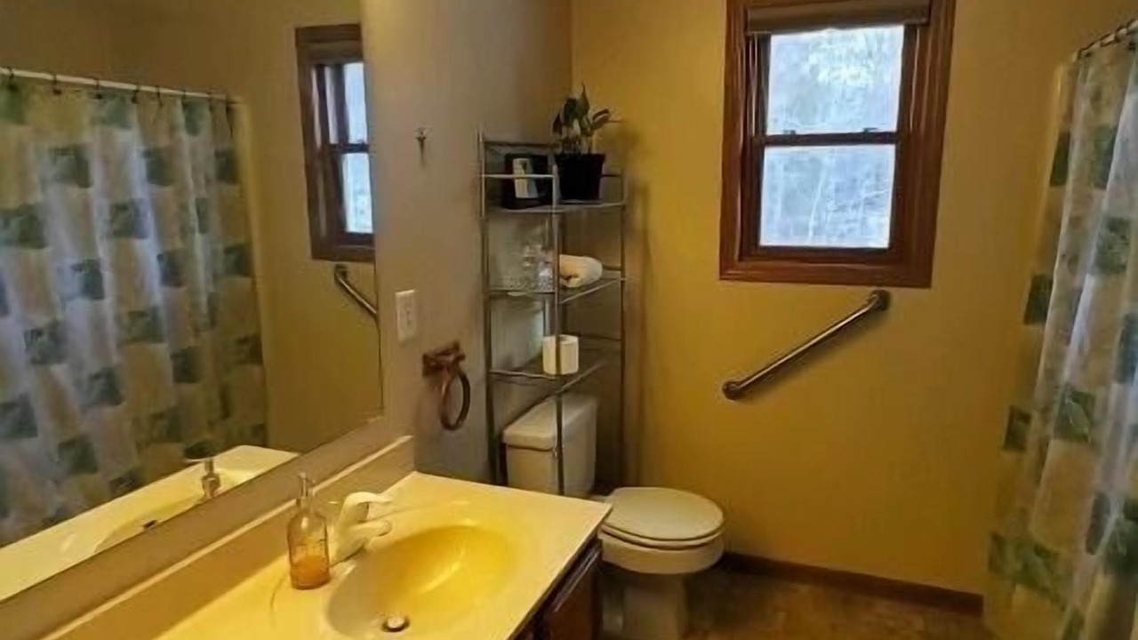 Photo of Bathroom in Markville
