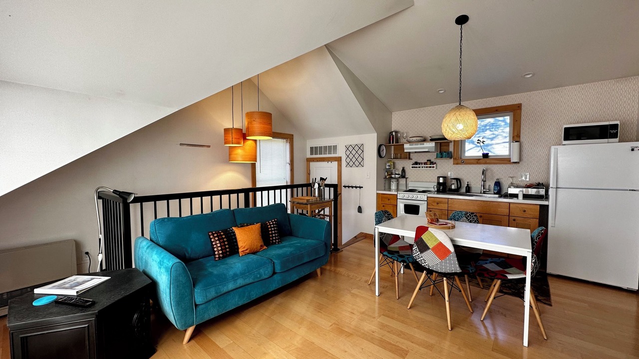 Photo of Livingroom in Powderhorn