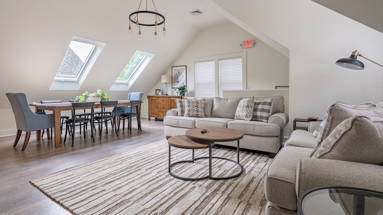 Photo of Livingroom in Lenox
