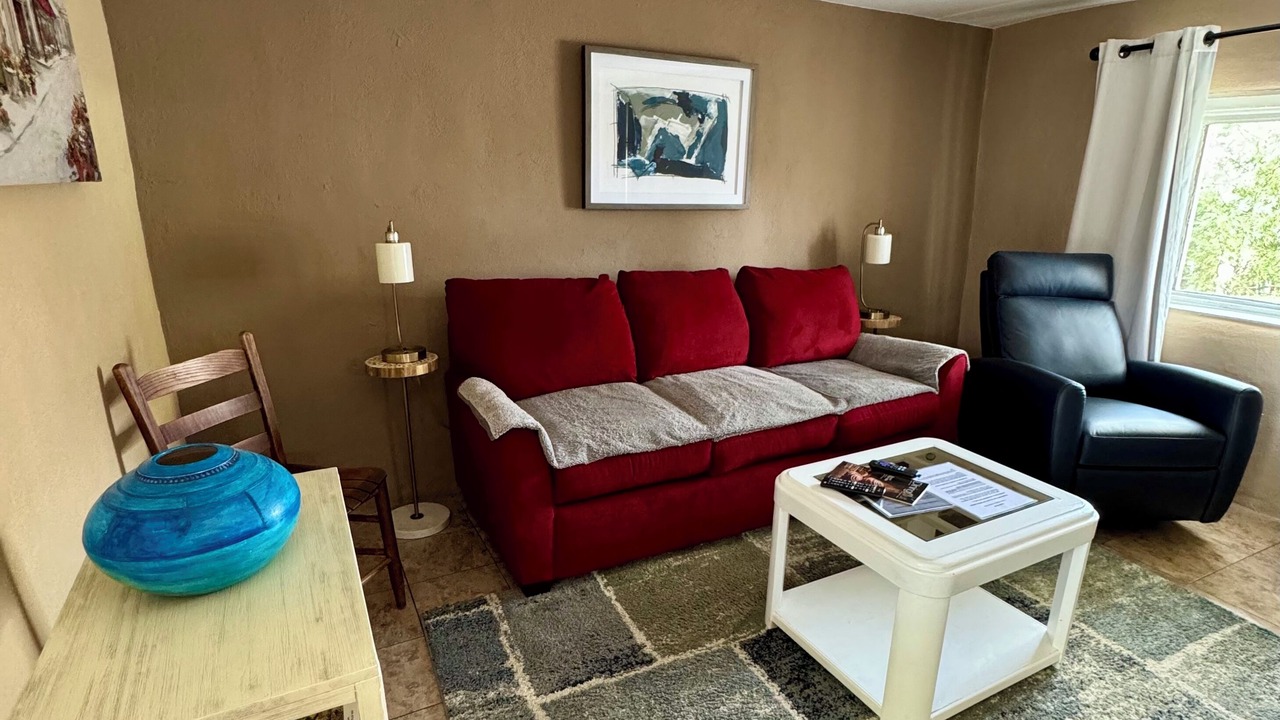 Photo of Livingroom in Taos