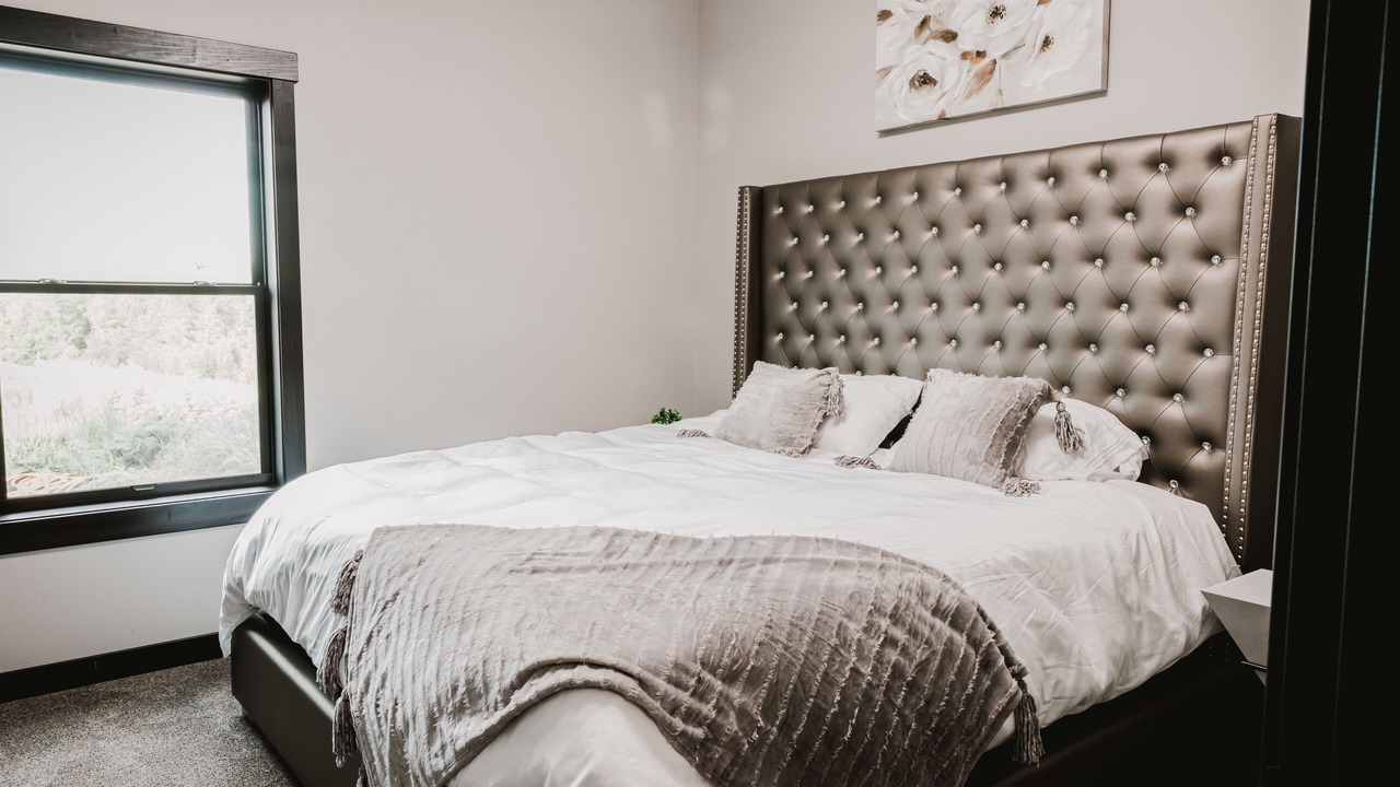 Photo of Bedroom in New Auburn