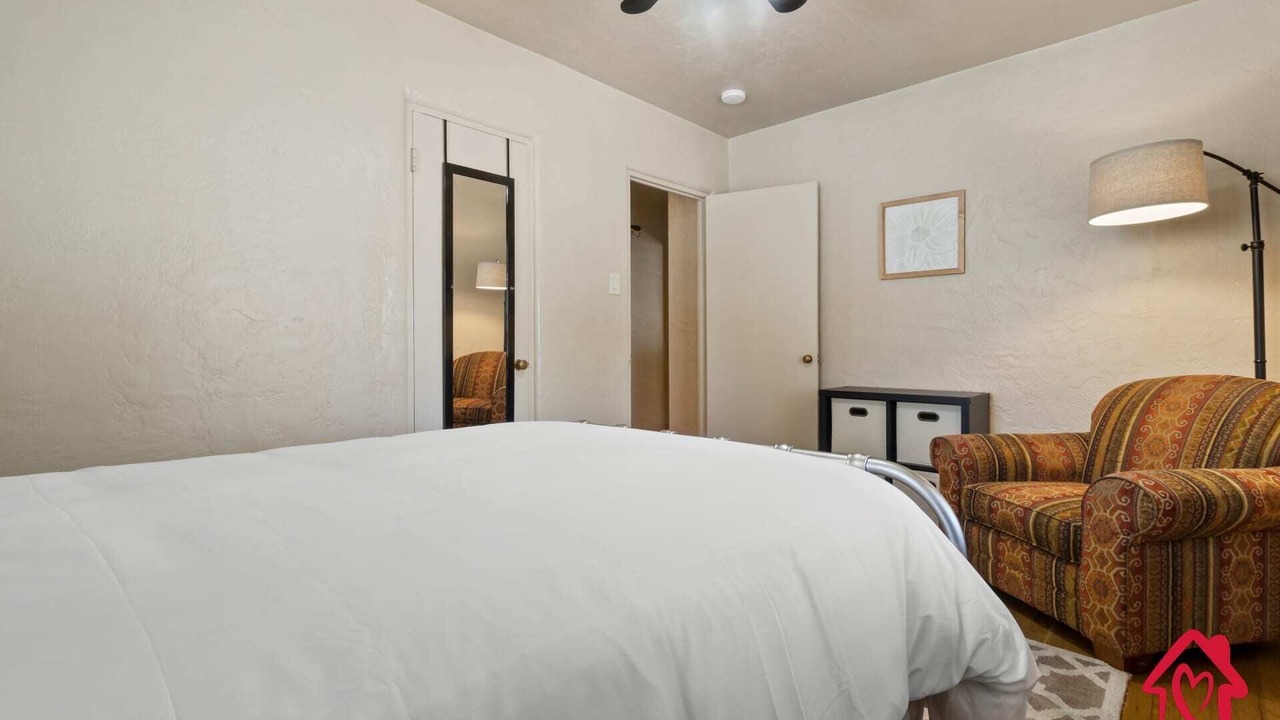 Photo of Bedroom in Nob Hill