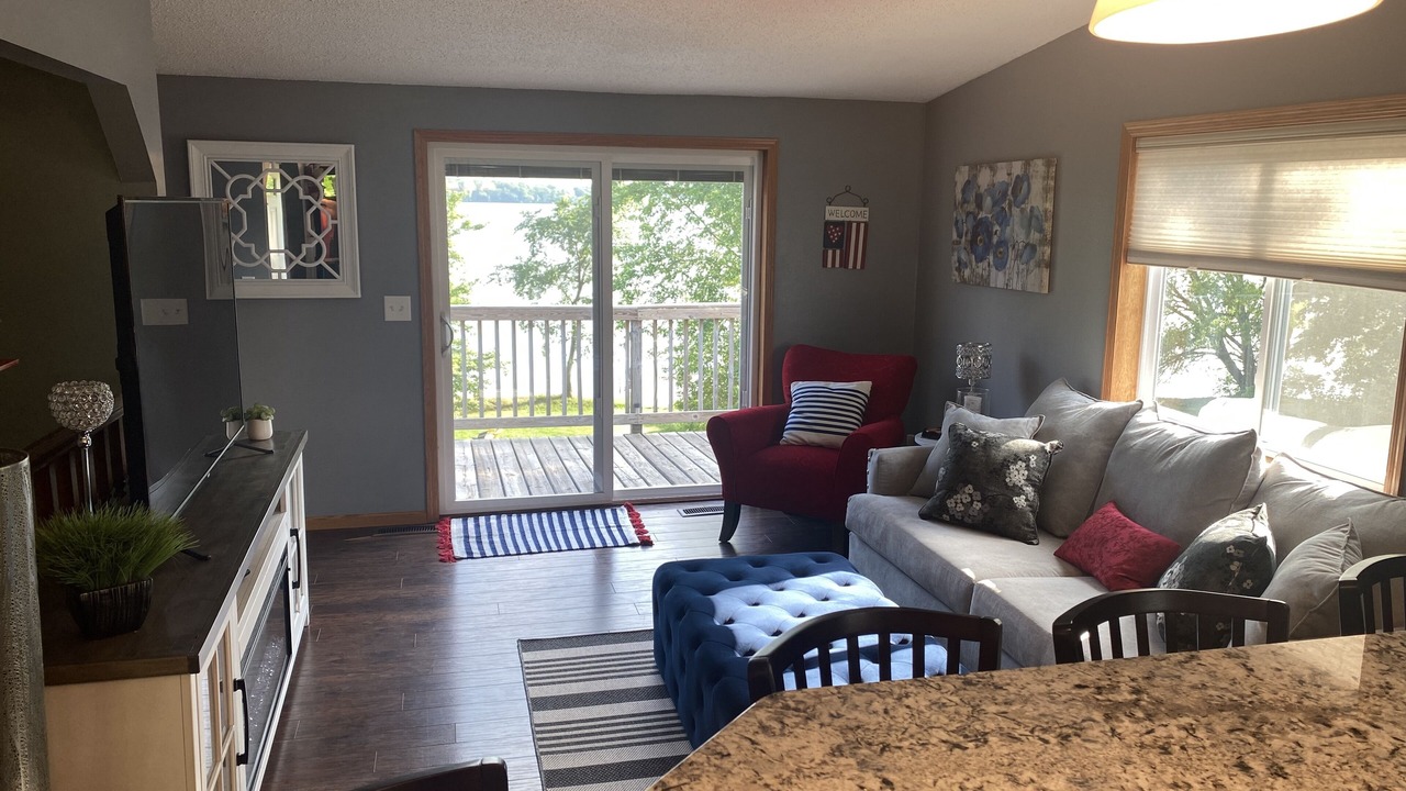 Photo of Livingroom in Meeker County