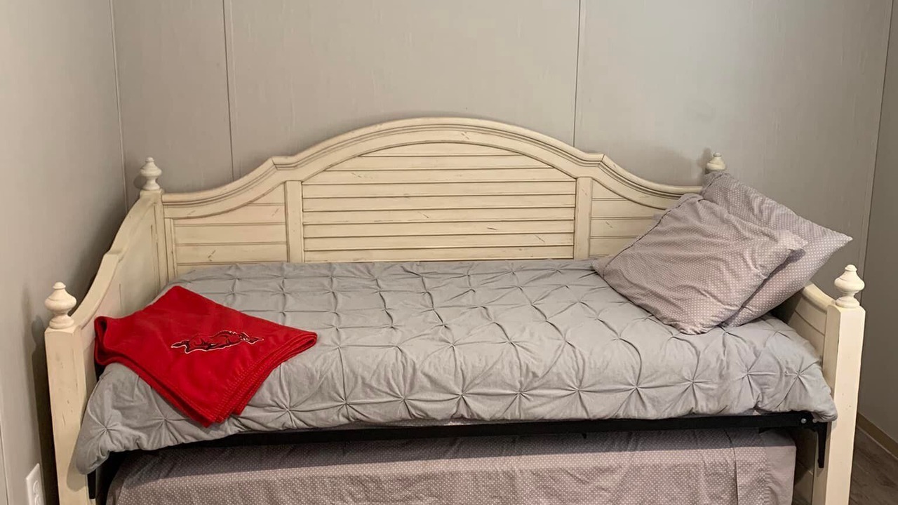 Photo of Bedroom in Daisy