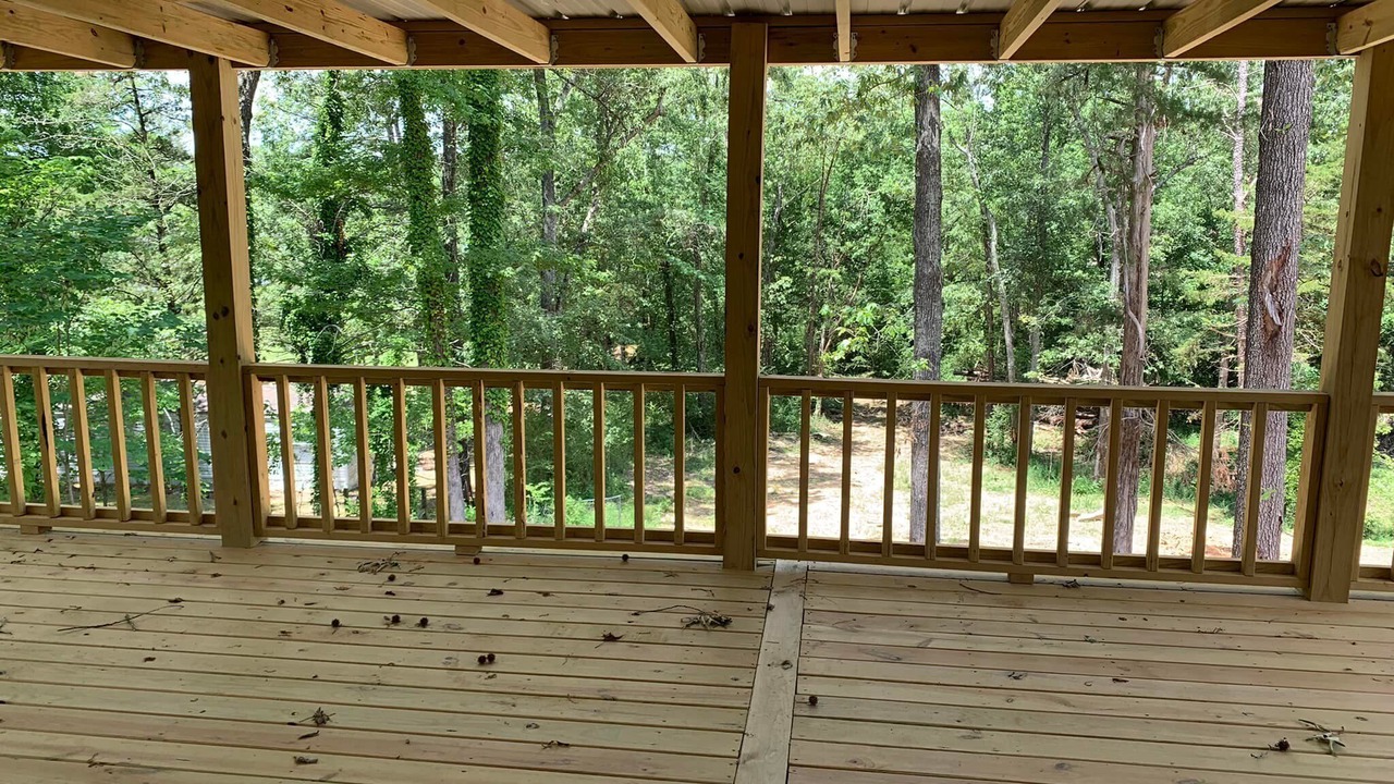 Photo of Outdoor in Daisy
