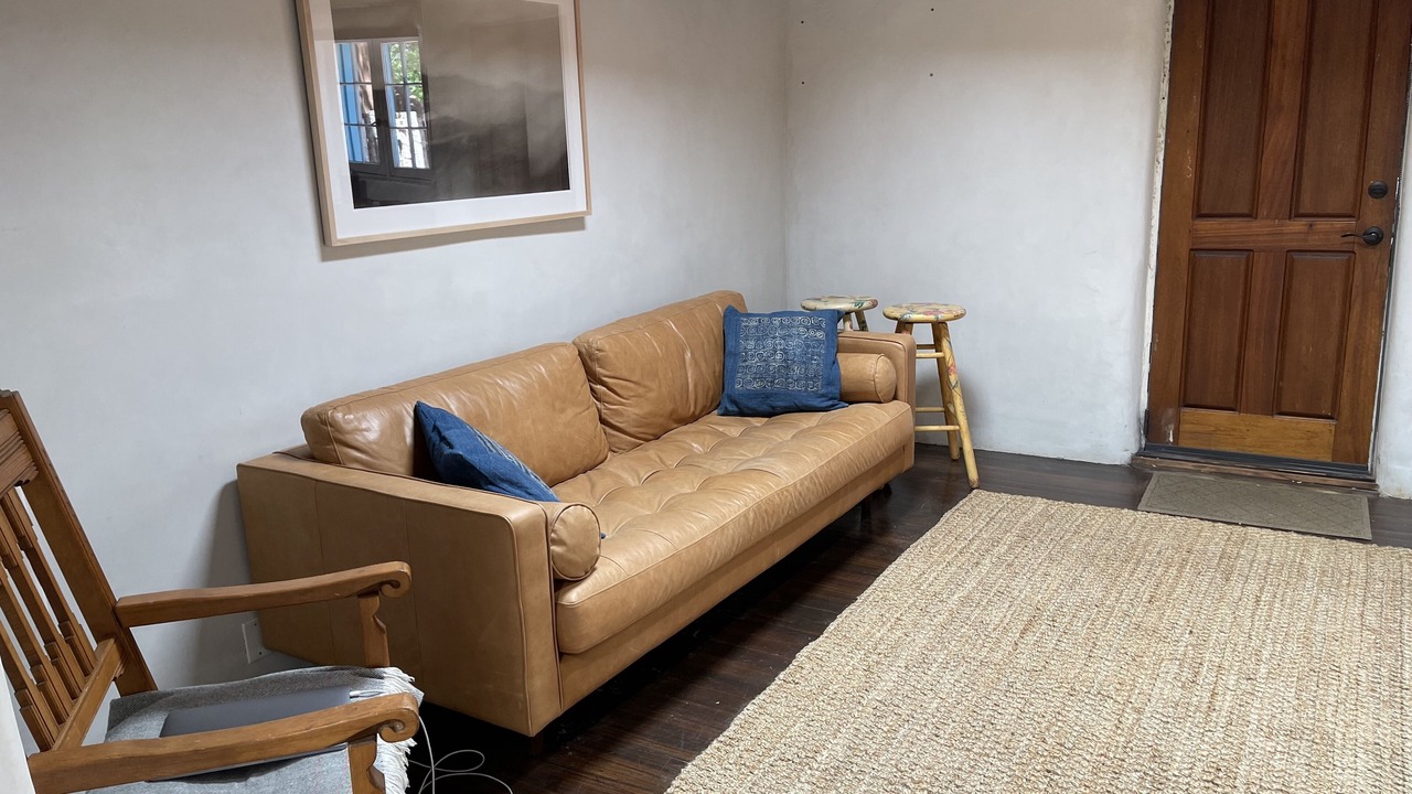 Photo of Livingroom in Historic Eastside