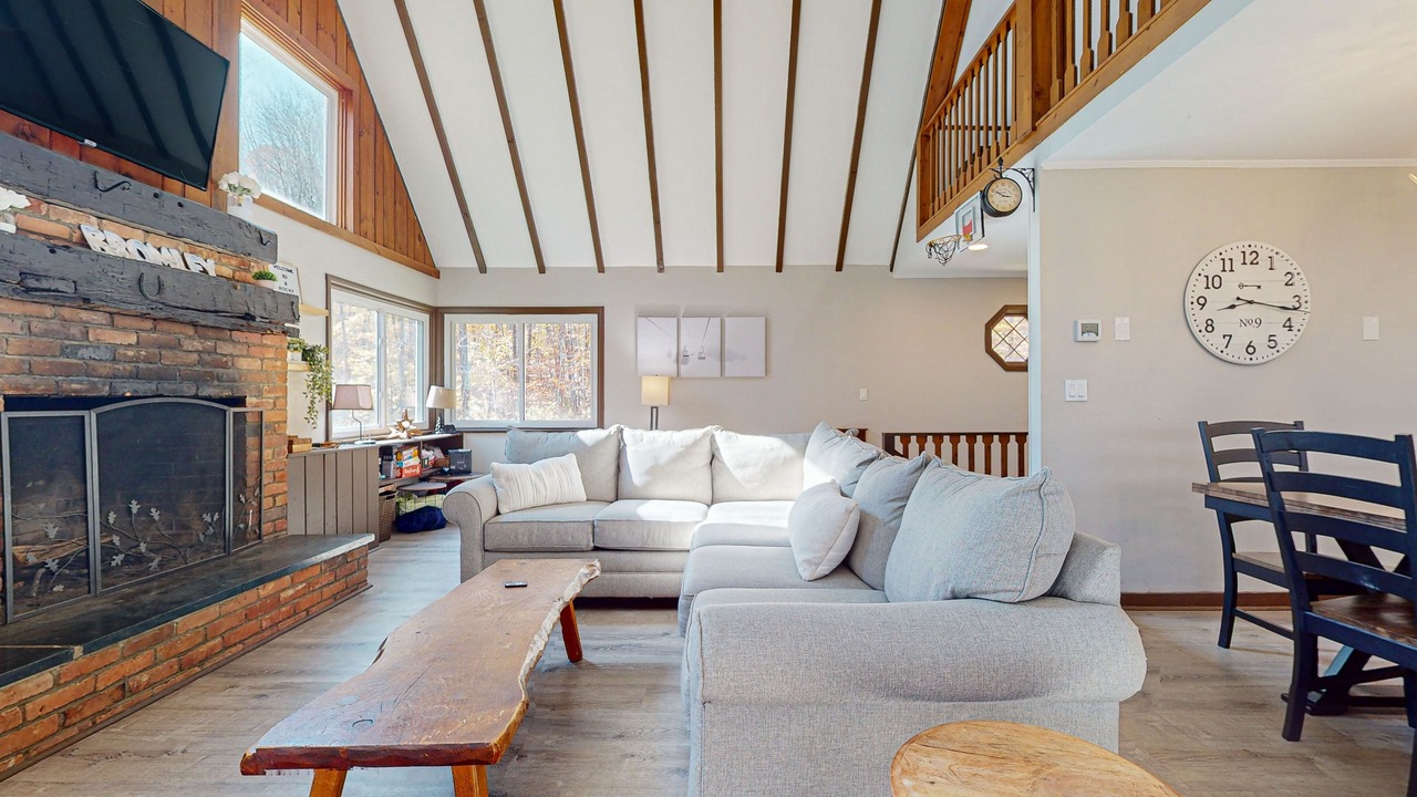 Photo of Livingroom in Stratton and Bromley Ski Areas