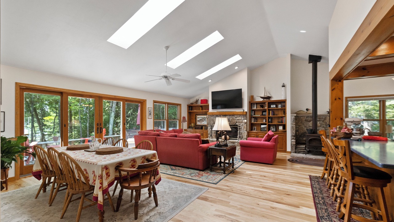 Photo of Bedroom in Gills Rock