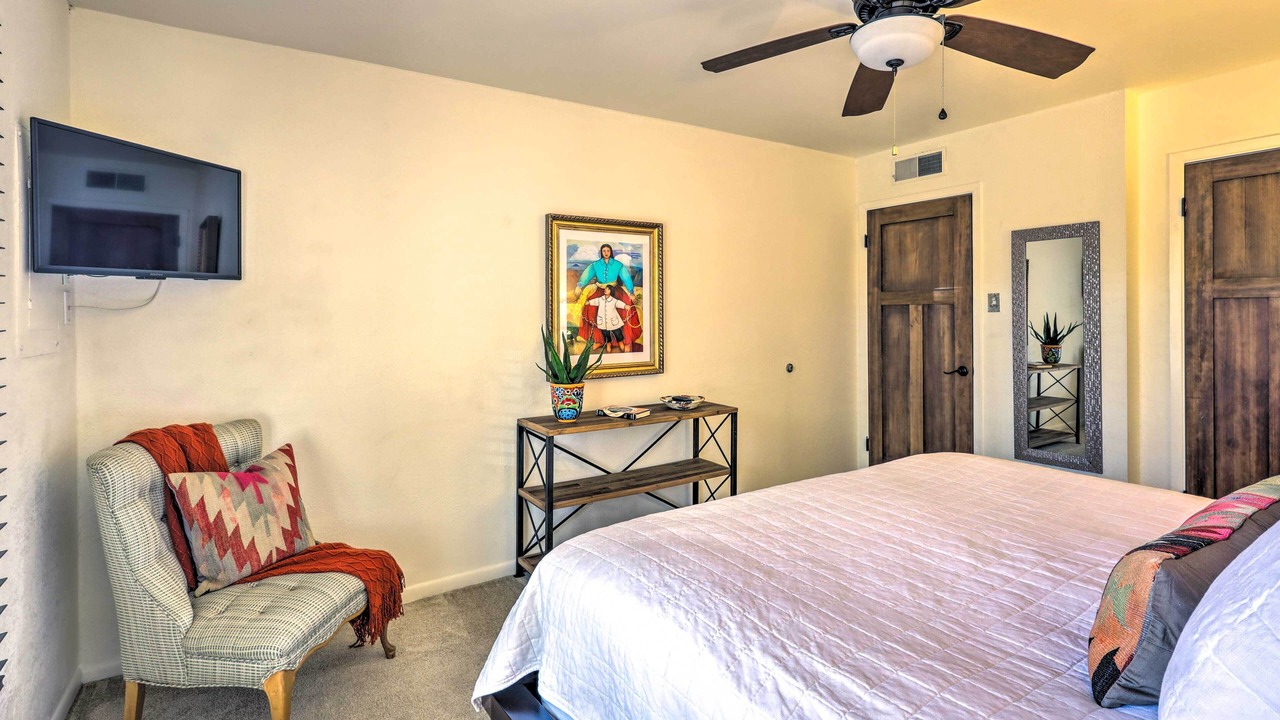 Photo of Bedroom in Northeast Santa Fe