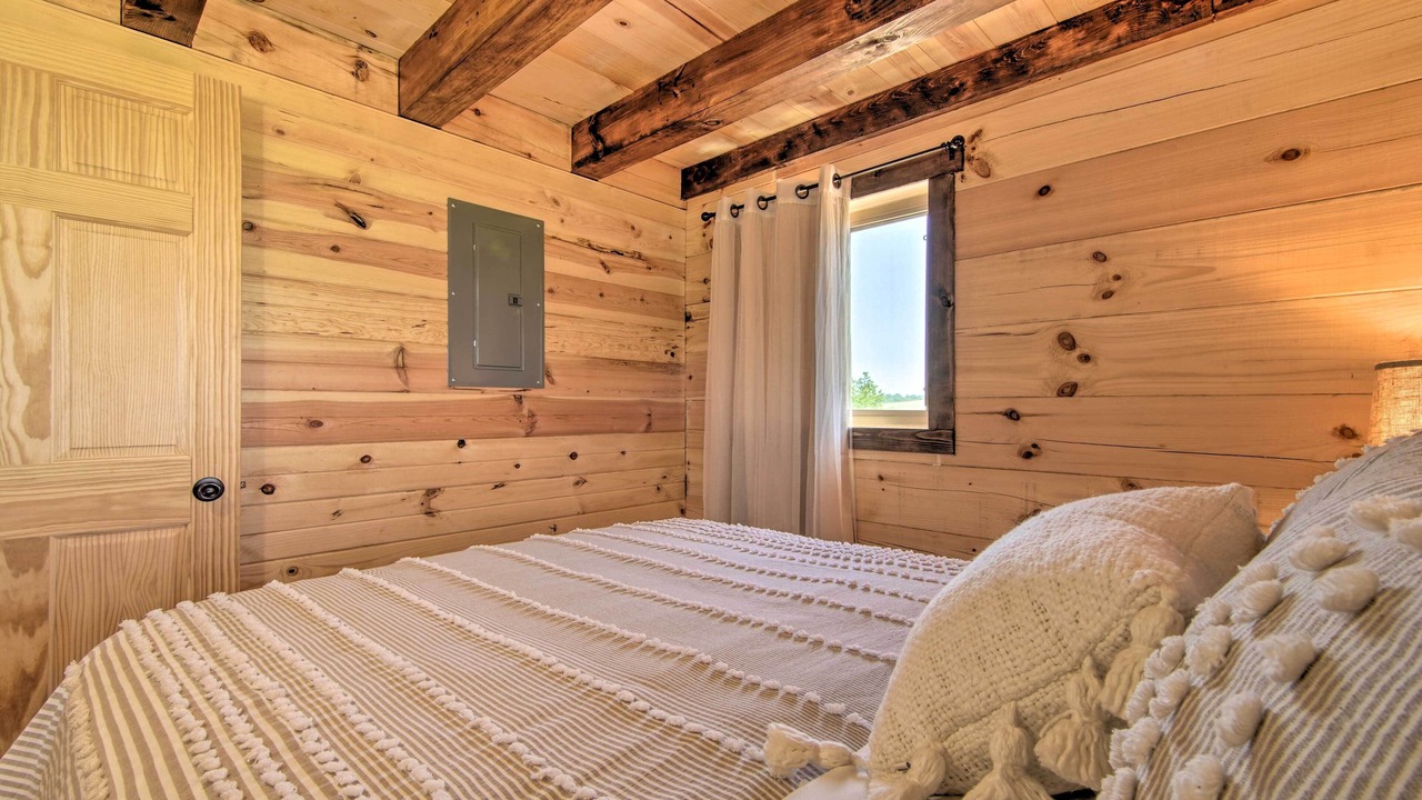 Photo of Bedroom in Blanchardville