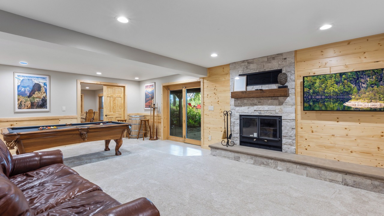 Photo of Livingroom in Crosslake
