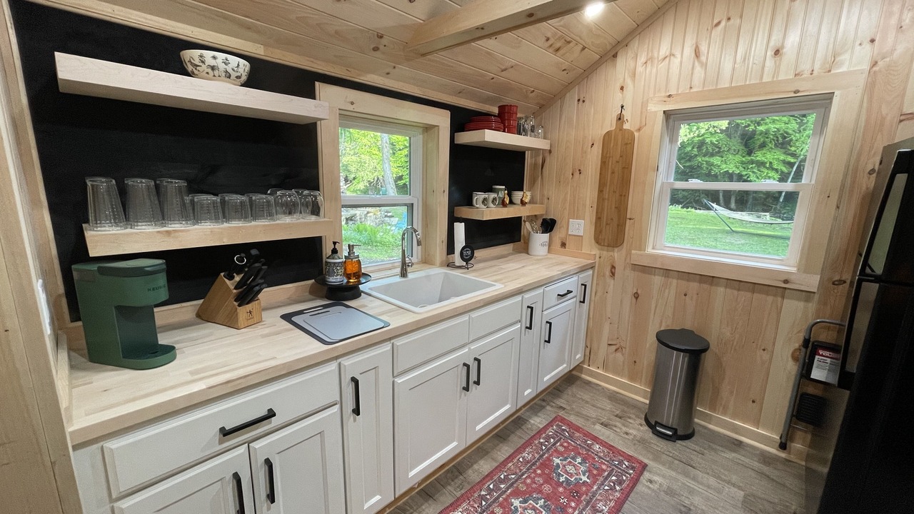 Photo of Kitchen in Salisbury Center