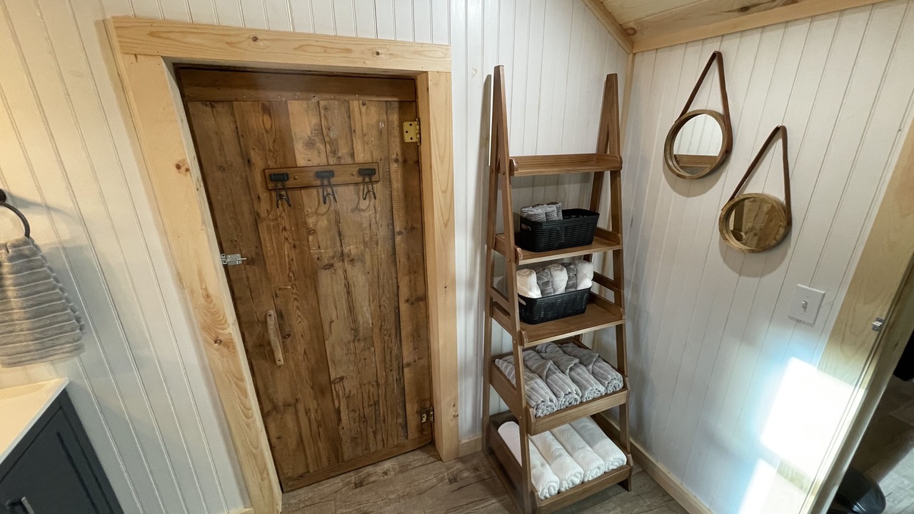 Photo of Bedroom in Salisbury Center