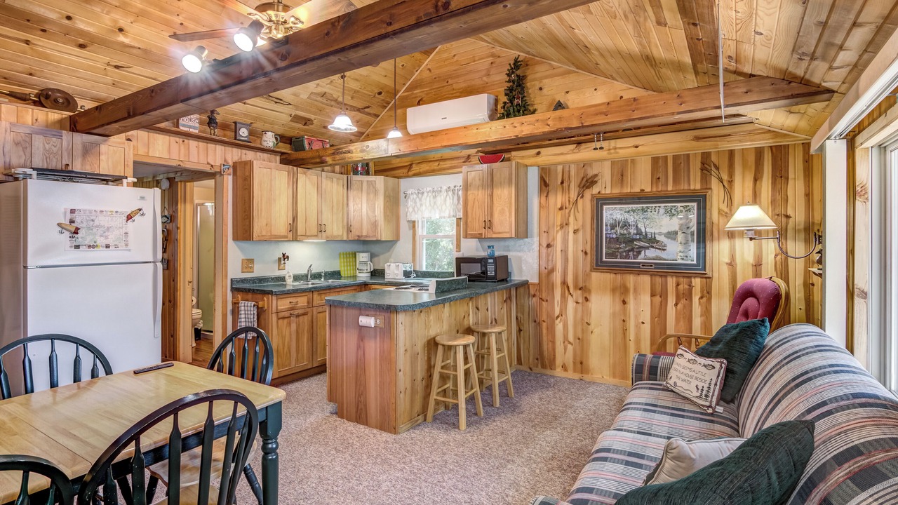 Photo of Livingroom in Holcombe
