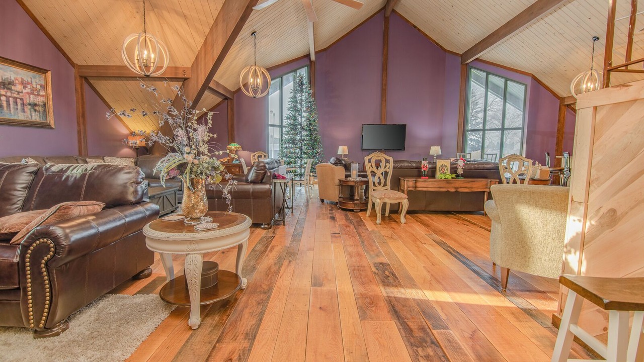 Photo of Bedroom in Clear Lake