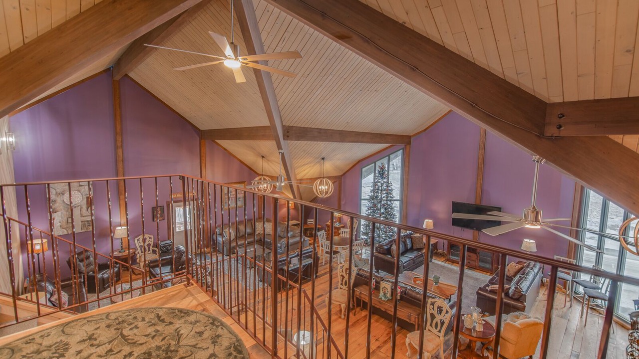 Photo of Bedroom in Clear Lake